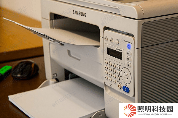 檢查U盤的格式與兼容性 檢查U盤的格式與兼容性