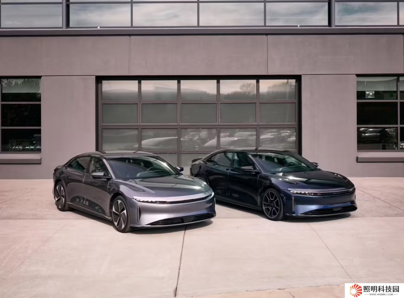 美國(guó)造車新勢(shì)力命運(yùn)大不同：Lucid 今年 Q1 交付量暴增 58%，Rivian 猛降 36%