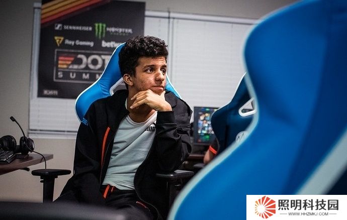 V-Tune稱ATF的嘴絕對是刀塔選手中最臭的沒有之一